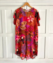 Load image into Gallery viewer, Summer Shift in Birds in Paradise