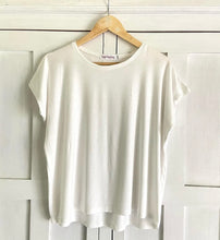 Load image into Gallery viewer, Lily T Crew Neck