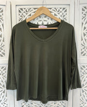 Load image into Gallery viewer, Mia Tee V Neck