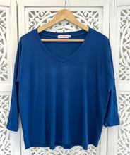 Load image into Gallery viewer, Mia Tee V Neck