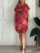 Load image into Gallery viewer, Summer Shift in Birds in Paradise