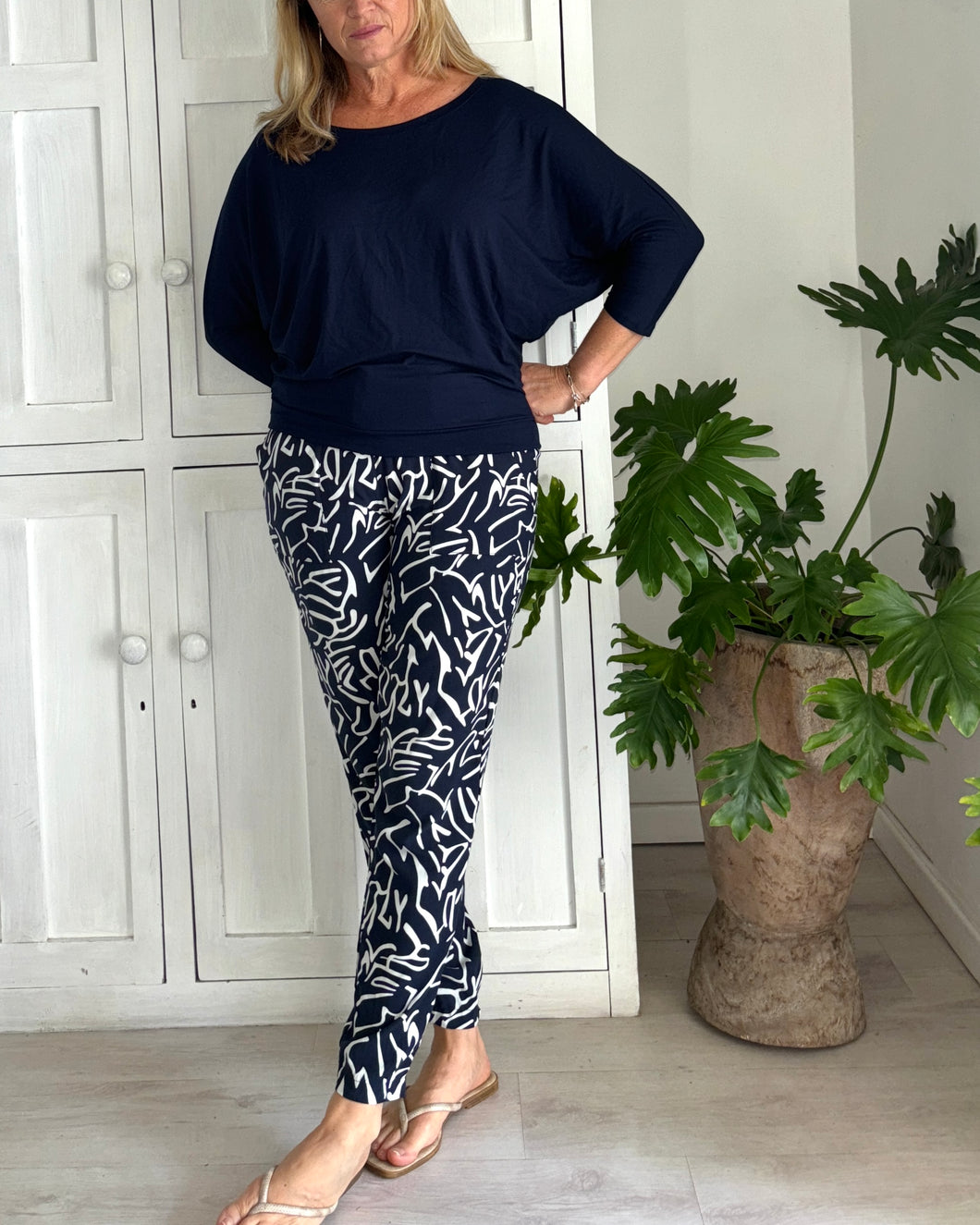 Bali Pants in Navy and White Doodle