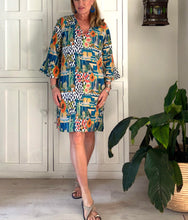 Load image into Gallery viewer, Tunis Tunic LTD with Frilly Sleeve in Papaya Medina