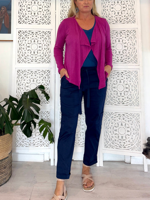 Reunion Cargo Pants in Navy