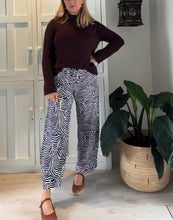 Load image into Gallery viewer, Prague Faux Cashmere in Chocolate