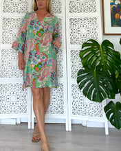 Load image into Gallery viewer, Tunis Tunic w Frilly Sleeve in Minty India Print