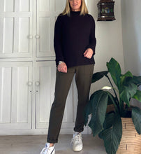 Load image into Gallery viewer, Roll-Hem Jogger in Military Green Ponti