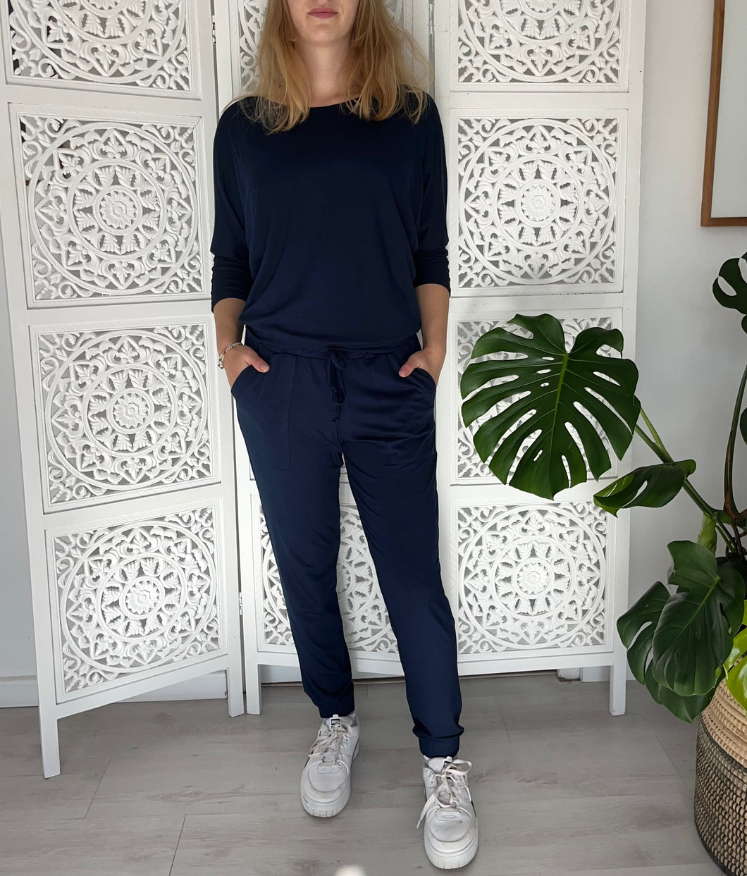 Bali Slouch Pants in Navy Viscose Lycra