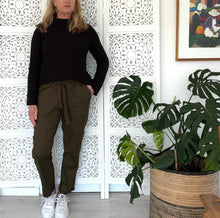 Load image into Gallery viewer, Reunion Cargo Pants in Khaki