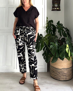 Reunion Linen Blend Pants in Black, Beige and White