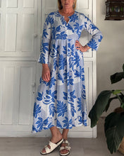 Load image into Gallery viewer, Dakota Dress LTD in Blue Papaya