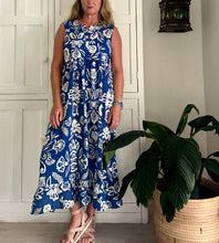 Load image into Gallery viewer, Sleeveless Greek Maxi Dress in Navy and White Floral