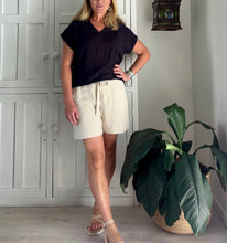 Load image into Gallery viewer, ON SALE - Koko Shorts in Cream Linen Blend