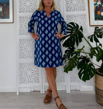 Load image into Gallery viewer, India Classic Tunic in Perfect Paisley Block Print
