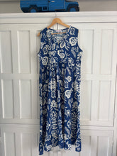 Load image into Gallery viewer, Sleeveless Greek Maxi Dress in Navy and White Floral