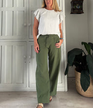 Load image into Gallery viewer, India Straight Pants in Green Cotton