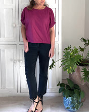 Load image into Gallery viewer, Palma Blouse in Berry Linen Blend