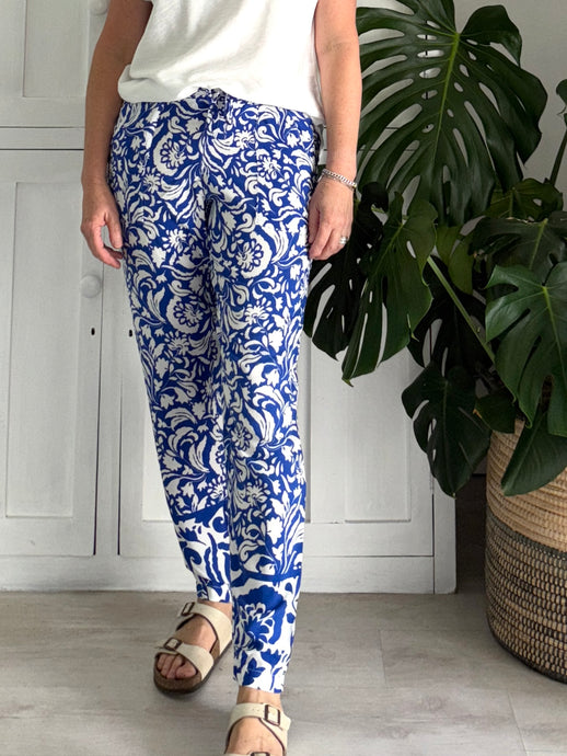 Bali Pants in Blue & White Antique