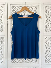 Load image into Gallery viewer, Antigua V Neck Vest