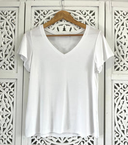 V Neck Flounce T-Shirt