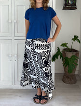 Load image into Gallery viewer, Maxi Frill Skirt in Black and White