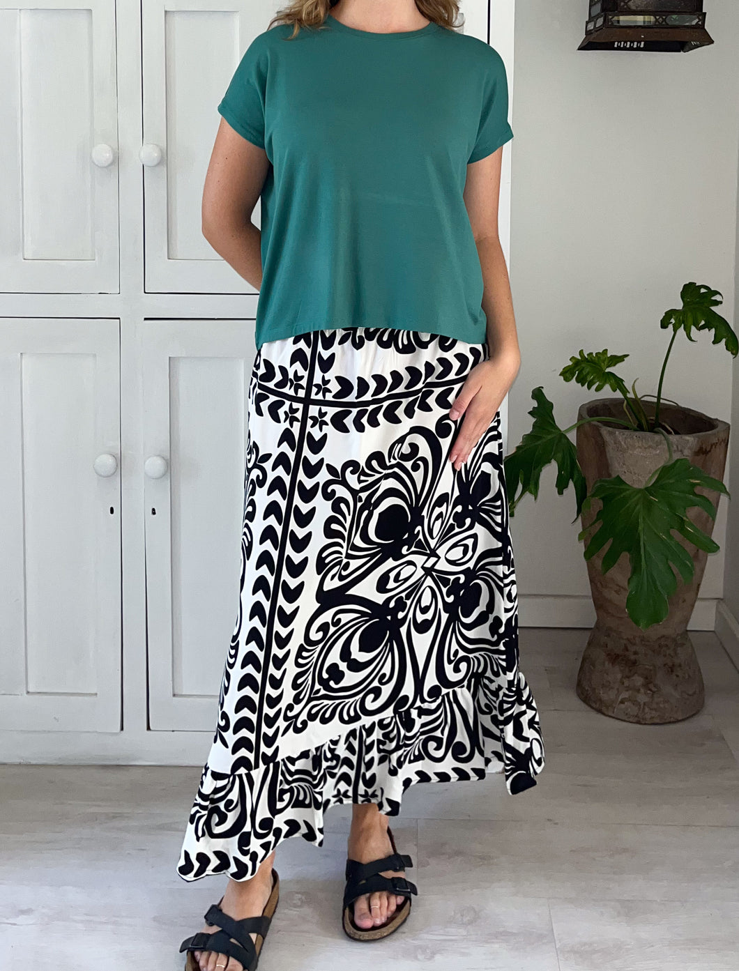 Maxi Frill Skirt in Black and White