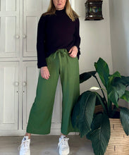 Load image into Gallery viewer, Kokomo Pants in Irish Green