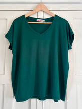 Load image into Gallery viewer, Lily V Neck T