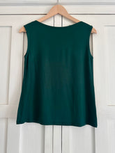 Load image into Gallery viewer, Boat Neck Sleeveless Vest