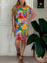 Load image into Gallery viewer, Summer Shift in Pineapple Tropical