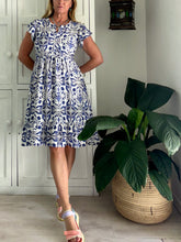 Load image into Gallery viewer, Greek Flutter Sleeve Dress in Blue &amp; White Porcelain
