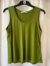 Load image into Gallery viewer, Antigua V Neck Vest